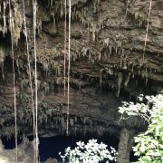 Gruta do Lago Azul