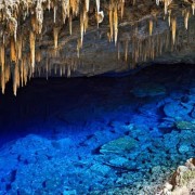 Gruta do Lago Azul